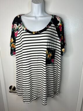 1 Clique Women's Short Sleeve Striped & Floral Print Tee NEW ~ Size 3X